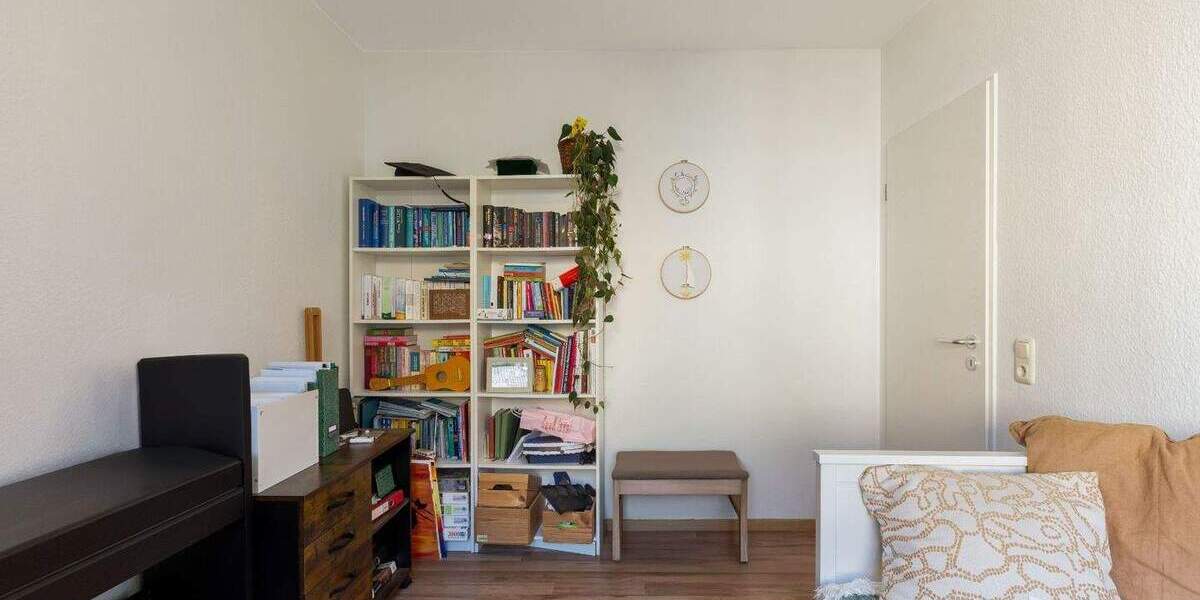 Etagenwohnung Düsseldorf Benrath - 3 Zimmer, 75 m&sup2;, 235.000&euro; | Angebot:25686615