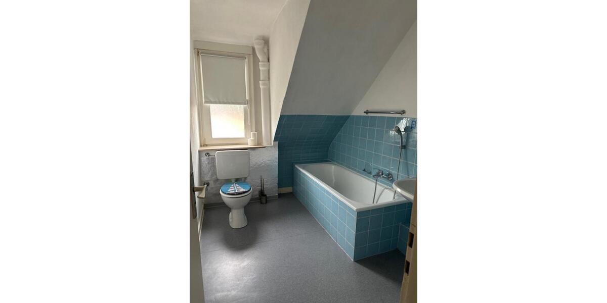 Dachgeschoßwohnung Wuppertal Unterbarmen - 2 Zimmer, 65 m&sup2;, 450&euro; | Angebot:25999742