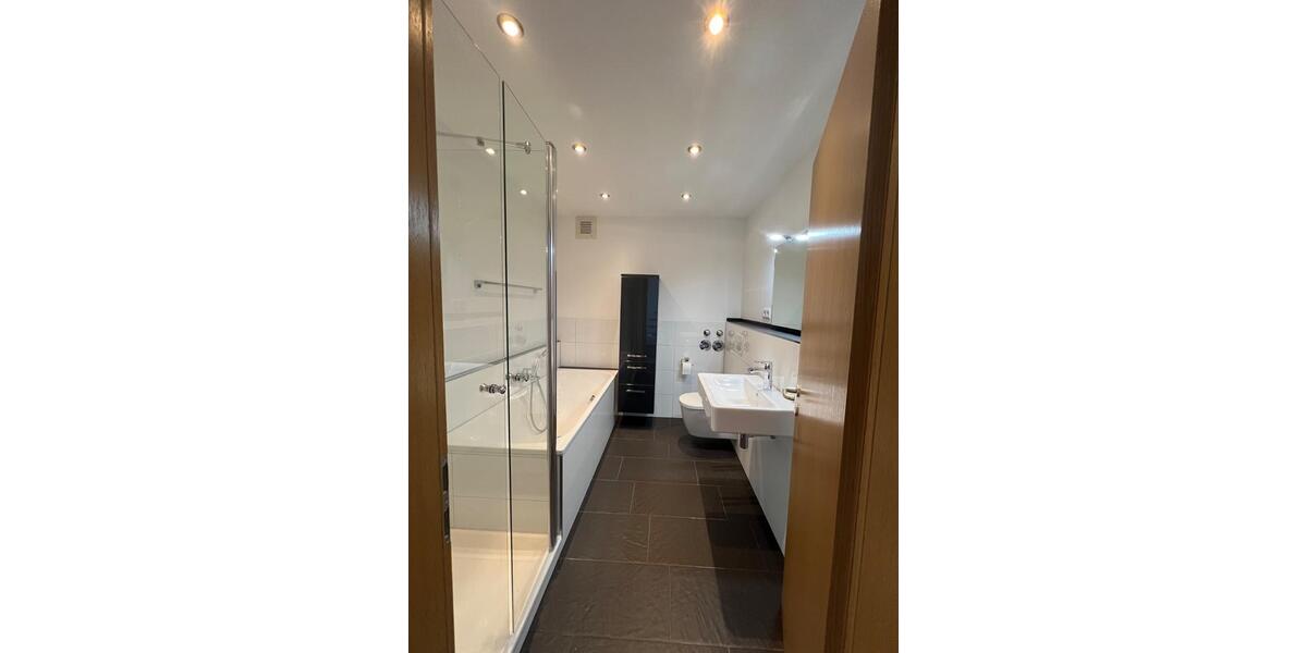 Maisonettenwohnung Velbert Pöthen - 3 Zimmer, 79 m&sup2;, 800&euro; | Angebot:26549833