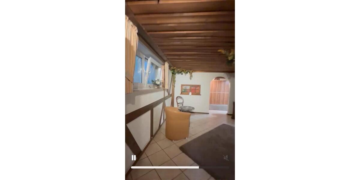Bungalow Gelsenkirchen Gelsenkirchen-Mitte - 8 Zimmer, 270 m&sup2;, 2.150&euro; | Angebot:26107848
