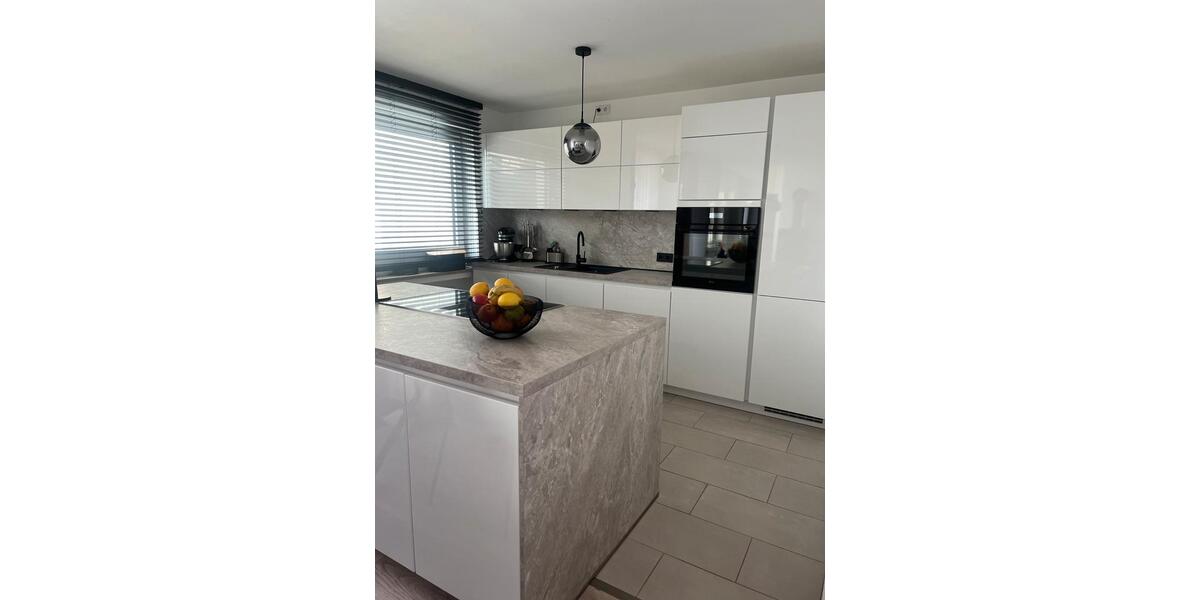 Etagenwohnung Remscheid Gemarkung Bergisch Born - 3 Zimmer, 90 m&sup2;, 1.280&euro; | Angebot:25961270