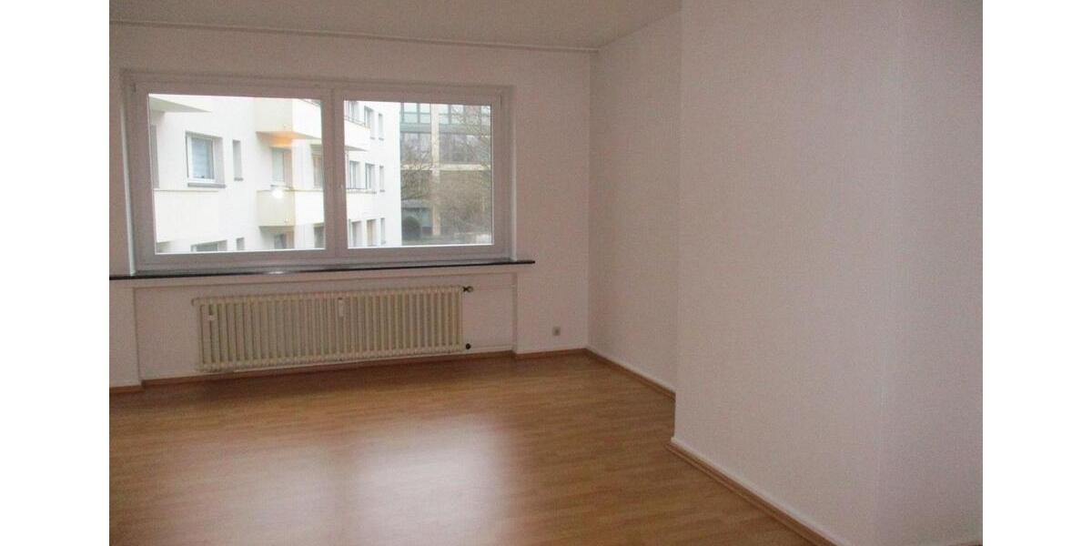Etagenwohnung Essen Südviertel - 1 Zimmer, 38 m&sup2;, 418&euro; | Angebot:25479721