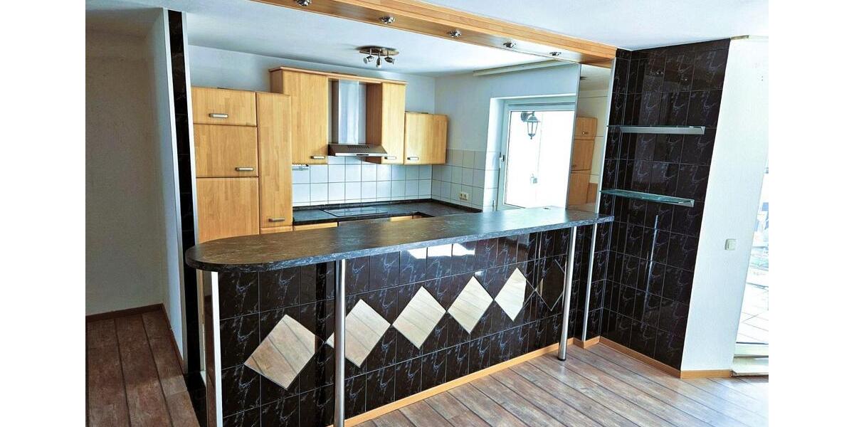 Etagenwohnung Gelsenkirchen - 2 Zimmer, 79 m&sup2;, 520&euro; | Angebot:26489440