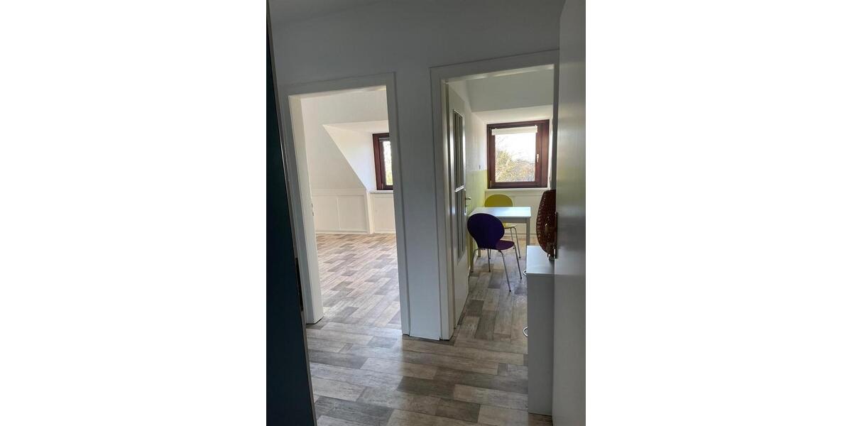 Dachgeschoßwohnung Mülheim an der Ruhr Mellinghofen - 1.5 Zimmer, 35 m&sup2;, 350&euro; | Angebot:26019344