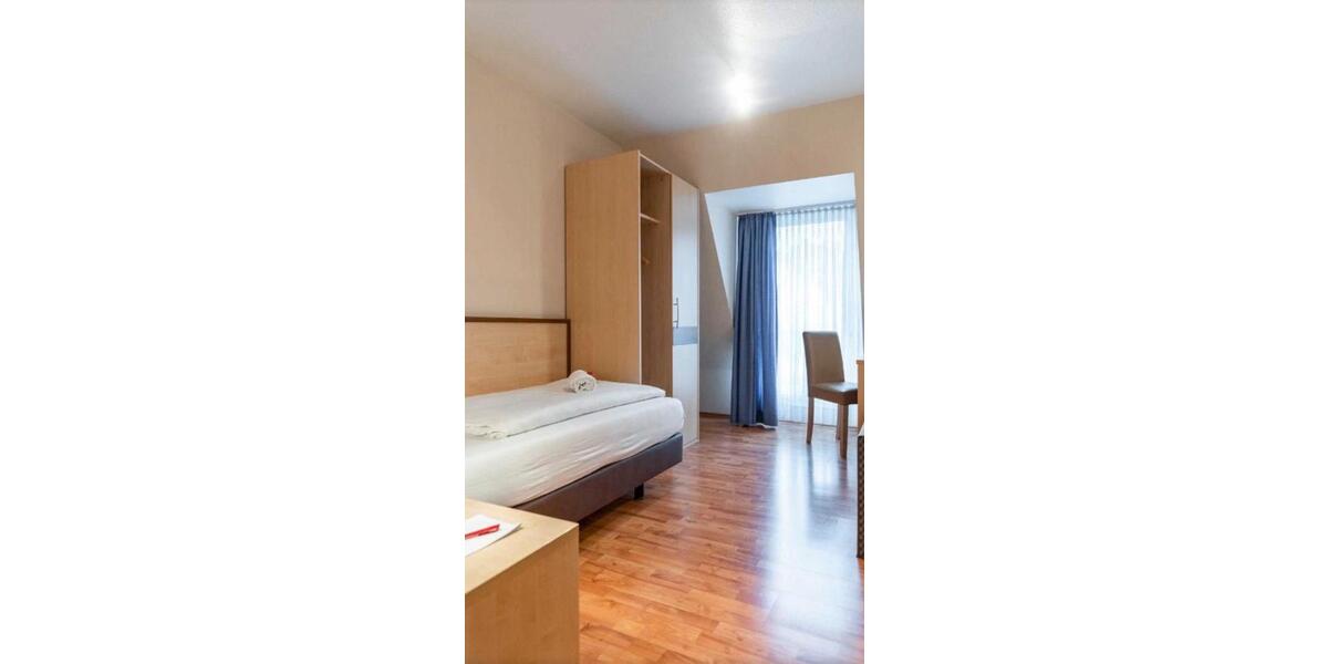 Etagenwohnung Essen Stadtbezirk V - 1 Zimmer, 16 m&sup2;, 500&euro; | Angebot:25397399