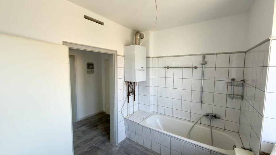 Etagenwohnung Solingen Burg - 2 Zimmer, 55 m&sup2;, 690&euro; | Angebot:26637417