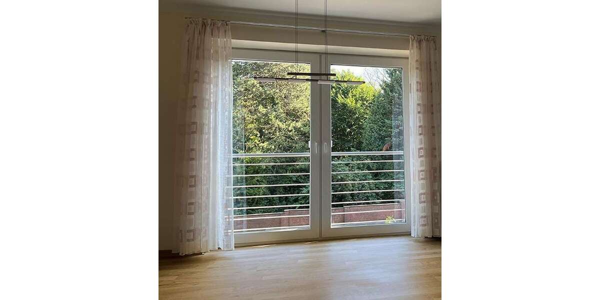 Etagenwohnung Remscheid - 2 Zimmer, 80 m&sup2;, 950&euro; | Angebot:27080654