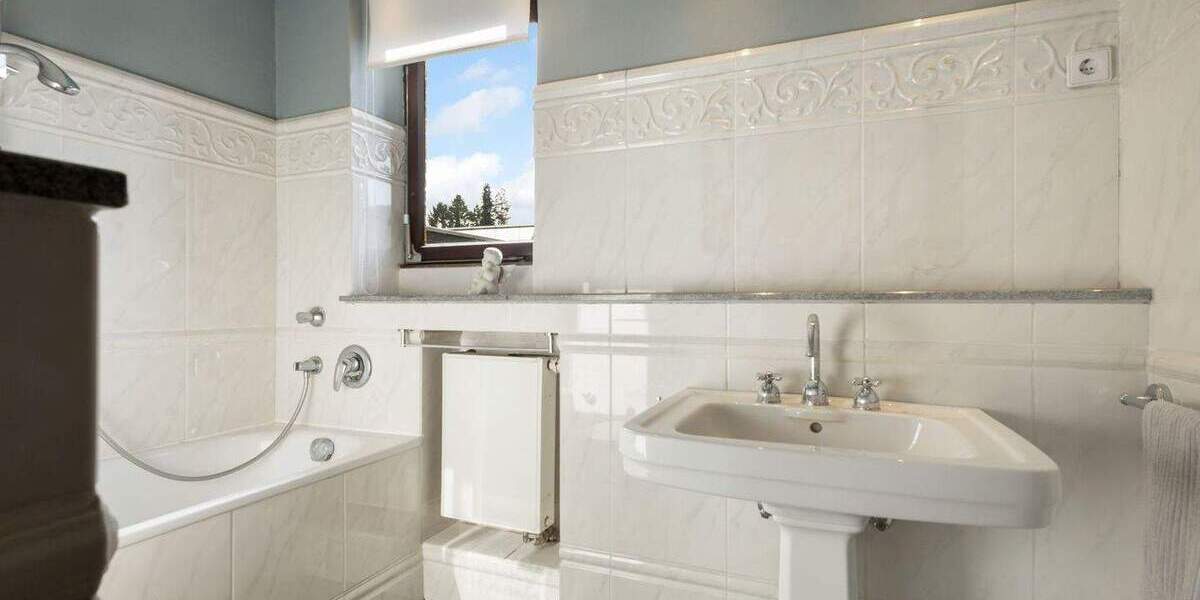 Doppelhaushälfte Düsseldorf Vennhausen - 6 Zimmer, 184 m&sup2;, 725.000&euro; | Angebot:25836514