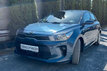 Kia Rio 99.309 km 8.900 &euro; Hilden 40721