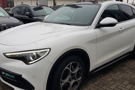 Alfa Romeo Stelvio 91.000 km 27.999 &euro; Düsseldorf 40231