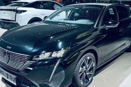 Peugeot 308 8.345 km 23.324 &euro; Essen 45134