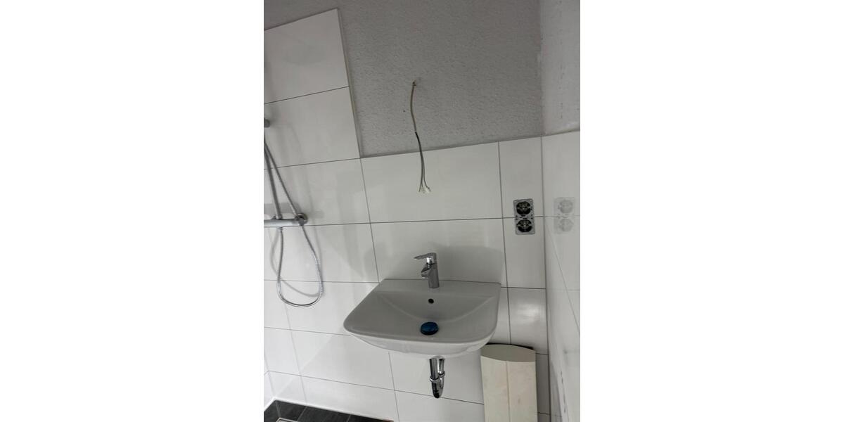 Etagenwohnung Essen Stadtbezirk VI - 4 Zimmer, 80 m&sup2;, 680&euro; | Angebot:26611422