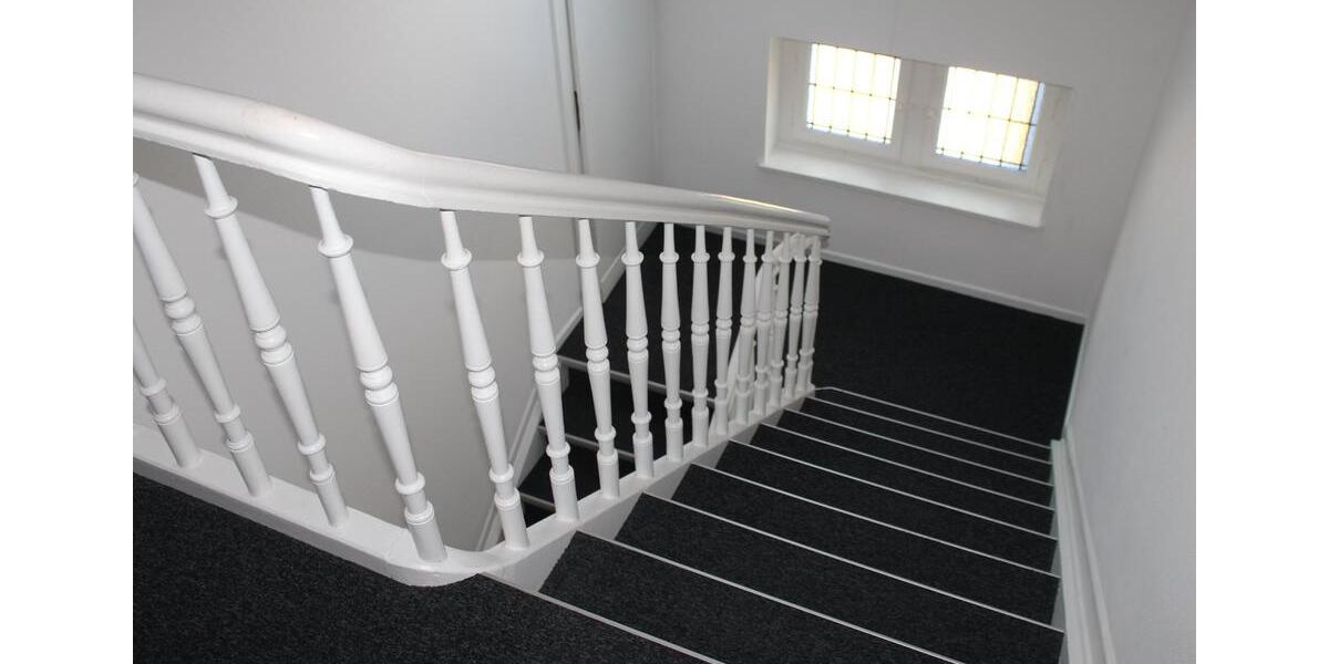 Dachgeschoßwohnung Hagen Hagen-Nord - 4 Zimmer, 130 m&sup2;, 700&euro; | Angebot:25618079