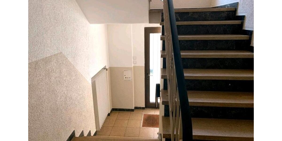 Etagenwohnung Solingen - 3 Zimmer, 80 m&sup2;, 199.000&euro; | Angebot:24836986