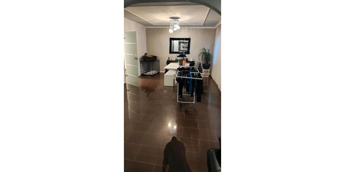 Einfamilienhaus Remscheid - 8 Zimmer, 250 m&sup2;, 360.000&euro; | Angebot:25660274