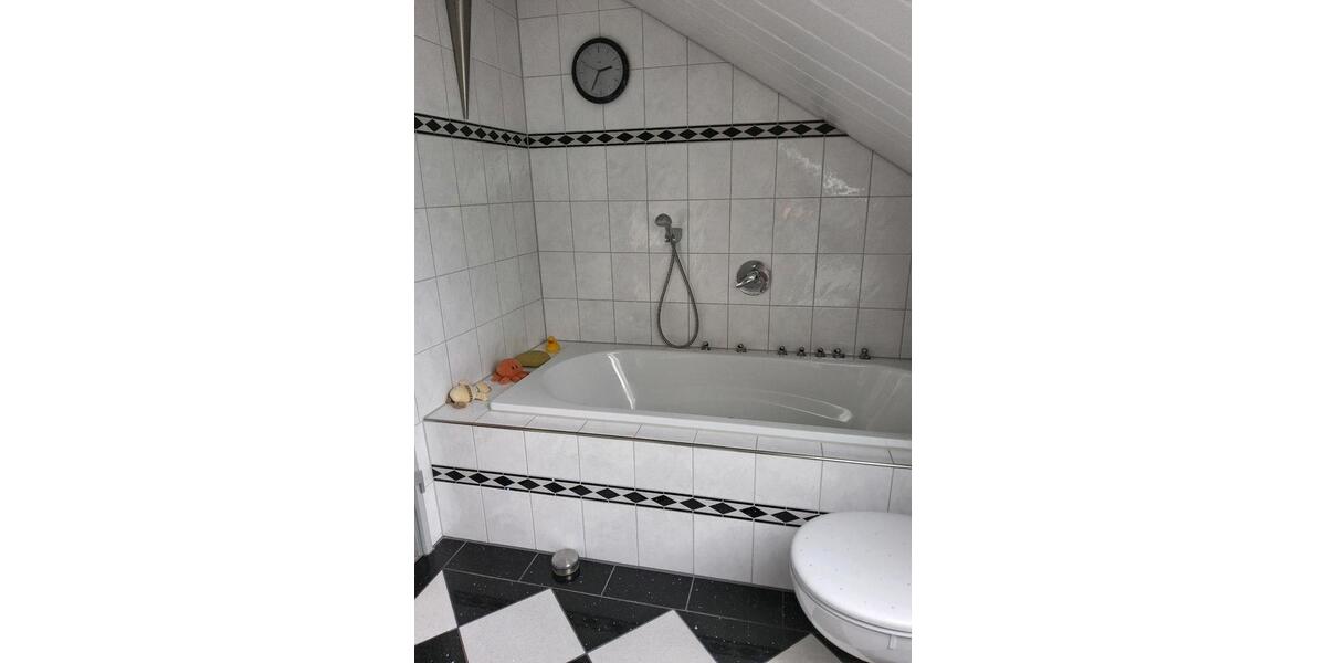 Dachgeschoßwohnung Wuppertal Elberfeld - 1 Zimmer, 28 m&sup2;, 59.999&euro; | Angebot:26462385