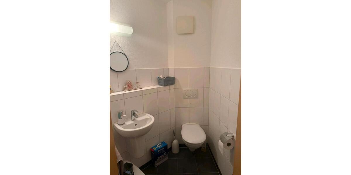 Erdgeschoßwohnung Wülfrath - 4 Zimmer, 108 m&sup2;, 1.550&euro; | Angebot:26623811