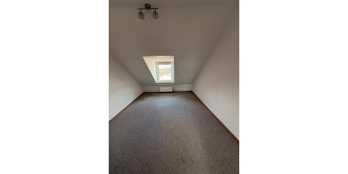 Dachgeschoßwohnung Schwelm - 4 Zimmer, 112 m&sup2;, 830&euro; | Angebot:26614588