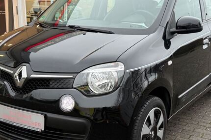 Renault Twingo 87.379 km 8.666 &euro; Radevormwald 42477