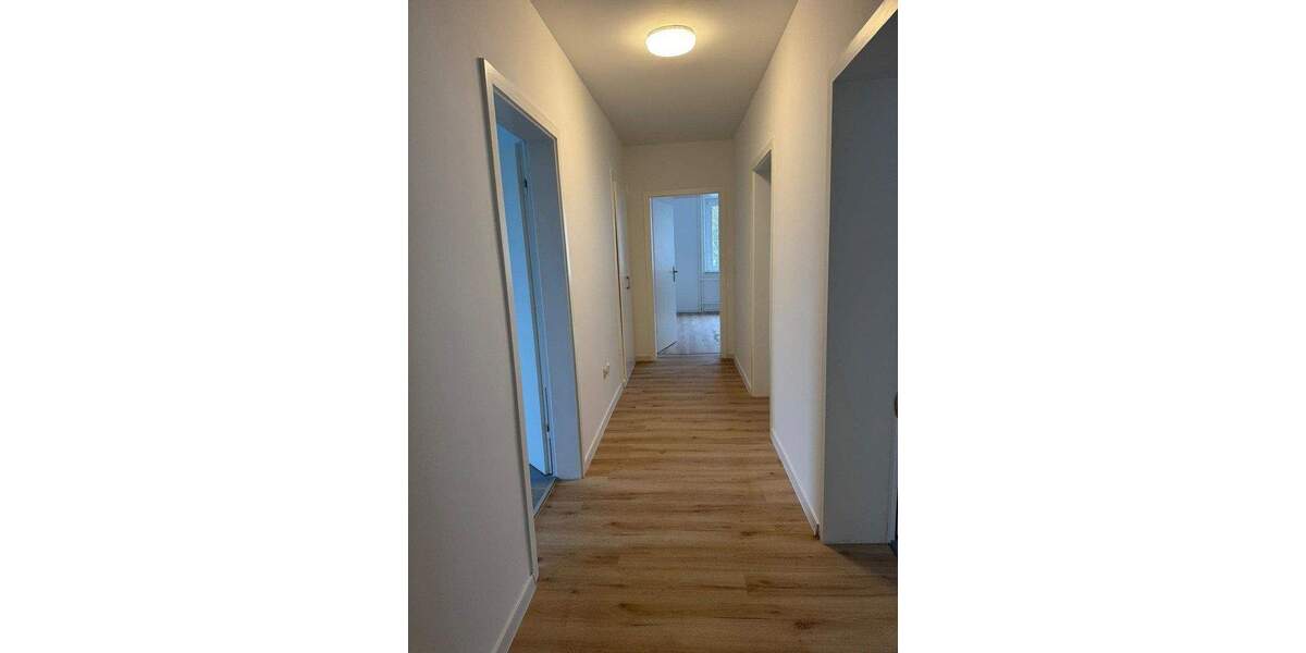 Etagenwohnung Witten Annen - 3 Zimmer, 85 m&sup2;, 890&euro; | Angebot:25910520
