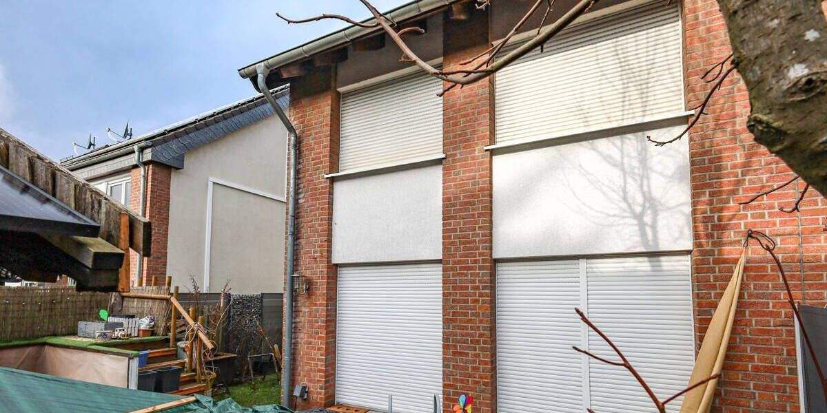 Doppelhaushälfte Solingen Solingen-Mitte - 5 Zimmer, 147 m&sup2;, 450.000&euro; | Angebot:25689680