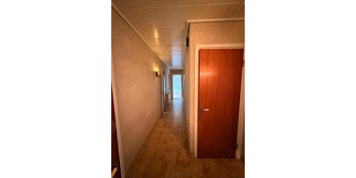 Einfamilienhaus Witten Rüdinghausen - 7 Zimmer, 140 m&sup2;, 430.000&euro; | Angebot:24090504