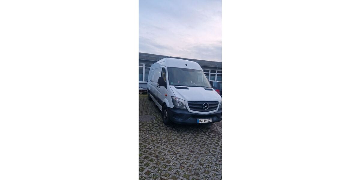 Mercedes-Benz Sprinter 266.700 km 12.400 &euro; Düsseldorf 40239