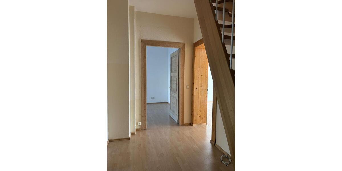 Maisonettenwohnung Wuppertal Unterbarmen - 4 Zimmer, 117 m&sup2;, 1.050&euro; | Angebot:26497268
