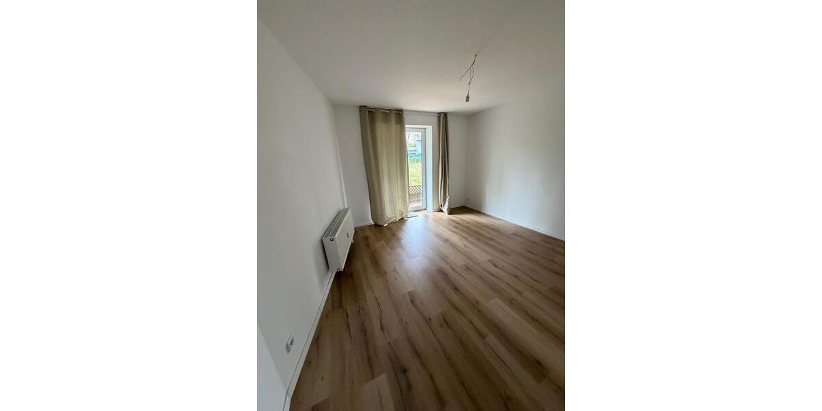 Etagenwohnung Gelsenkirchen Gelsenkirchen-Mitte - 1 Zimmer, 88 m&sup2;, 800&euro; | Angebot:25920221