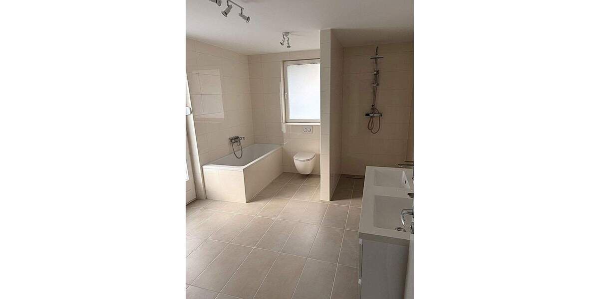 Einfamilienhaus Wuppertal Vohwinkel - 5 Zimmer, 282 m&sup2;, 780.000&euro; | Angebot:25657449