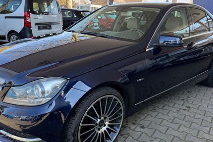 Mercedes-Benz C 220 237.000 km 10.450 &euro; mettmann 40822