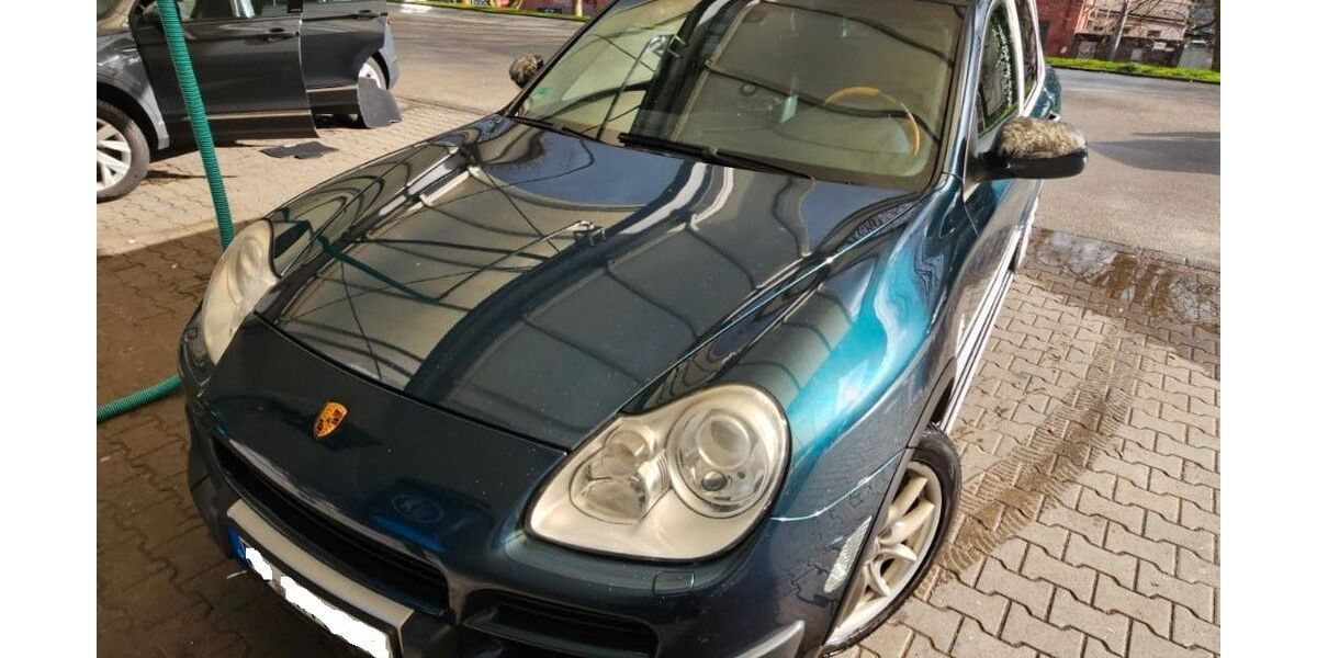Porsche Cayenne 231.000 km 5.490 &euro; Remscheid 42899