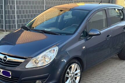 Opel Corsa 199.000 km 2.600 &euro; Mülheim an der Ruhr 45478