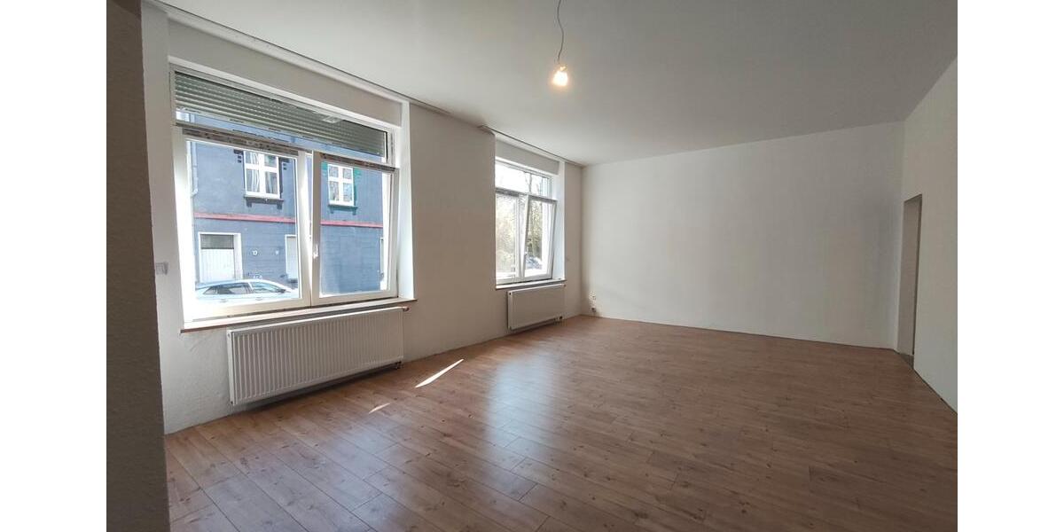 Erdgeschoßwohnung Essen Stadtbezirk VII - 5.5 Zimmer, 165 m&sup2;, 1.480&euro; | Angebot:26546105