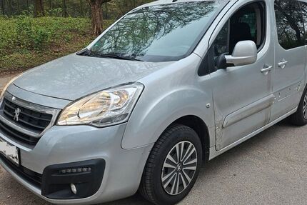 Peugeot Partner 223.326 km 4.850 &euro; Essen 45356