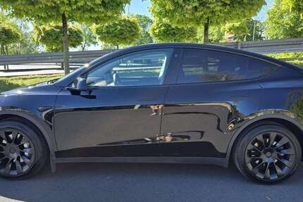 Tesla Model Y 37.300 km 38.500 &euro; Erkrath, Fundort des Neanderthalers, Stadt 40699