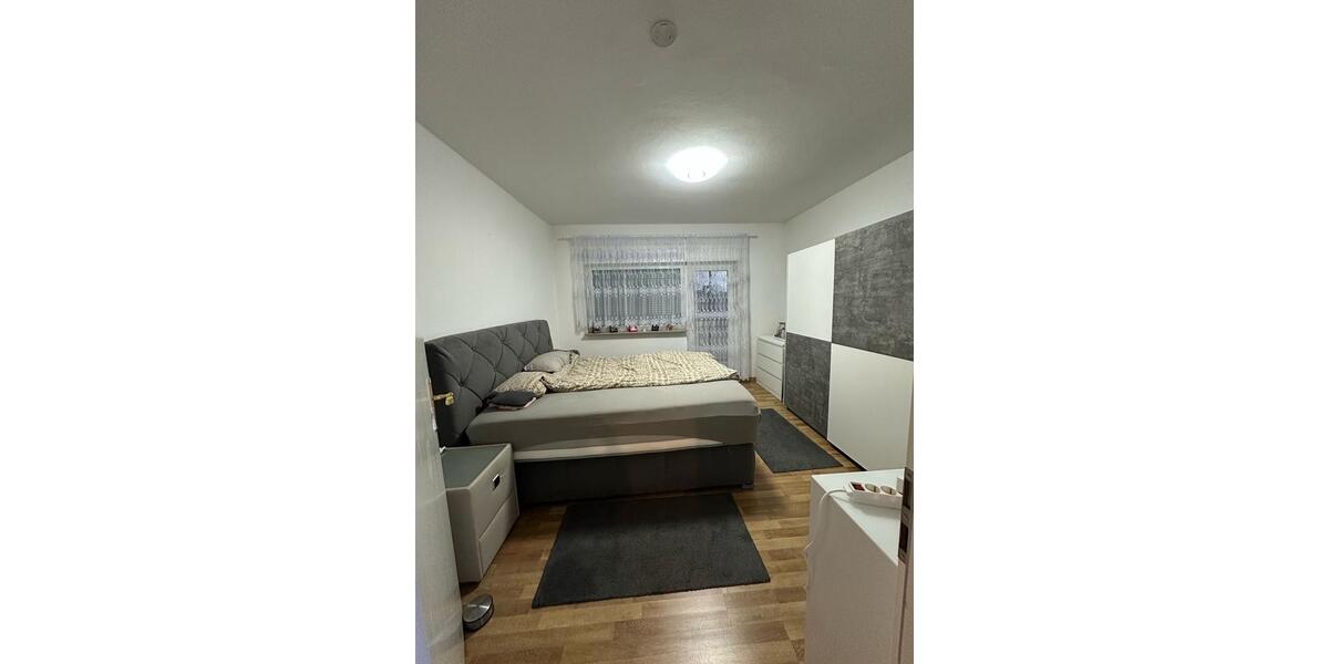 Hochparterre Solingen Mitte - 2 Zimmer, 58 m&sup2;, 165.000&euro; | Angebot:19928938