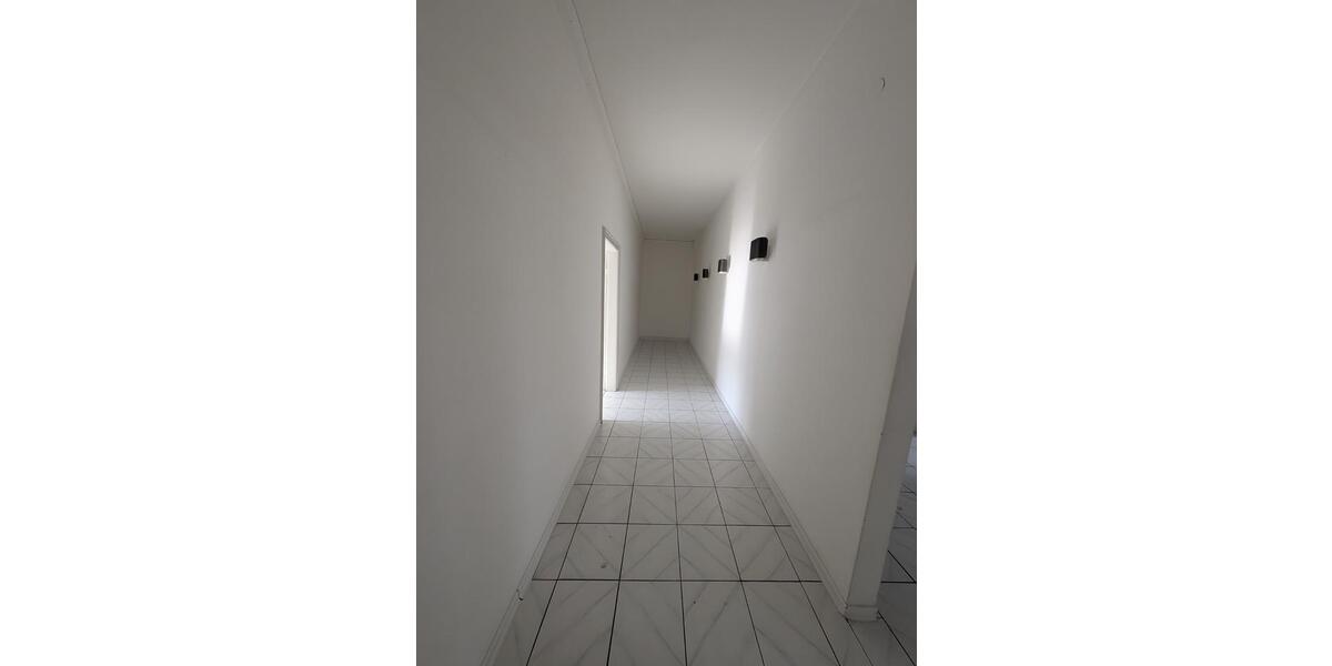 Etagenwohnung Bochum Günnigfeld - 3 Zimmer, 155 m&sup2;, 1.550&euro; | Angebot:26626433