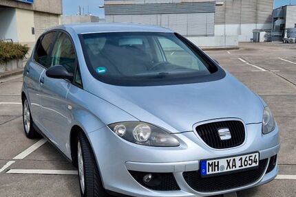 Seat Altea 229.968 km 1.899 &euro; Mülheim an der Ruhr 45472