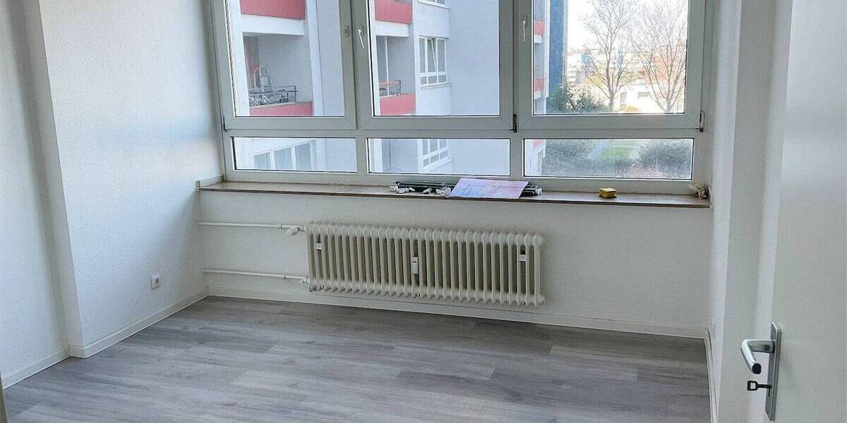 Etagenwohnung Bochum Querenburg - 5 Zimmer, 125 m&sup2;, 990&euro; | Angebot:26627294