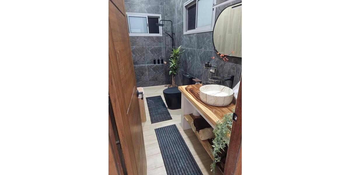 Bungalow Düsseldorf Stadtmitte - 4 Zimmer, 112 m&sup2;, 1.180&euro; | Angebot:26539492