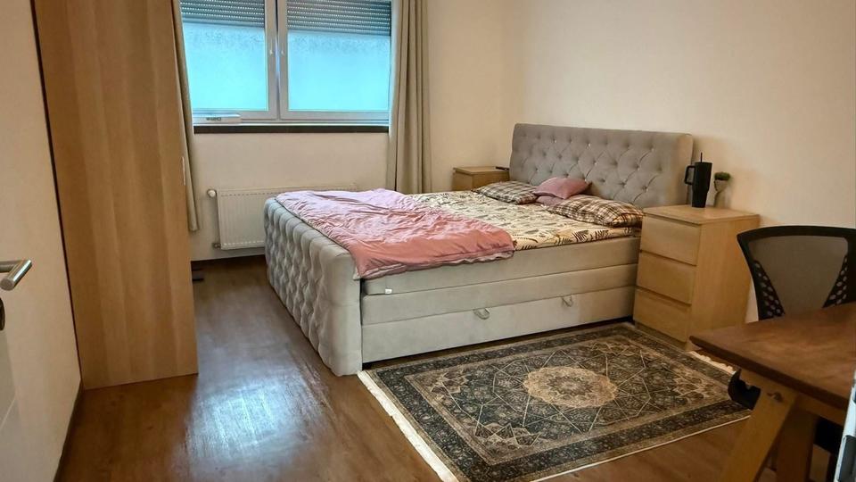 Erdgeschoßwohnung Düsseldorf Oberbilk - 2.5 Zimmer, 65 m&sup2;, 1.200&euro; | Angebot:25176280