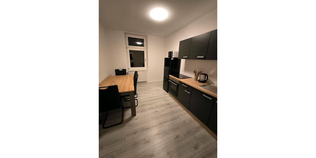 Etagenwohnung Bochum Bochum-Mitte - 2 Zimmer, 75 m&sup2;, 385&euro; | Angebot:25832737