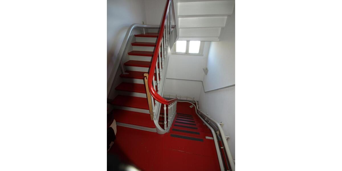 Einfamilienhaus Wermelskirchen - 16 Zimmer, 350 m&sup2;, 3.000&euro; | Angebot:26495527