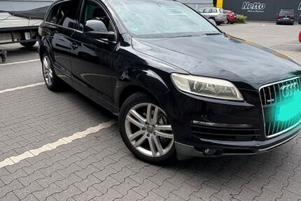 Audi Q7 295.000 km 7.900 &euro; Mülheim an der Ruhr 45473