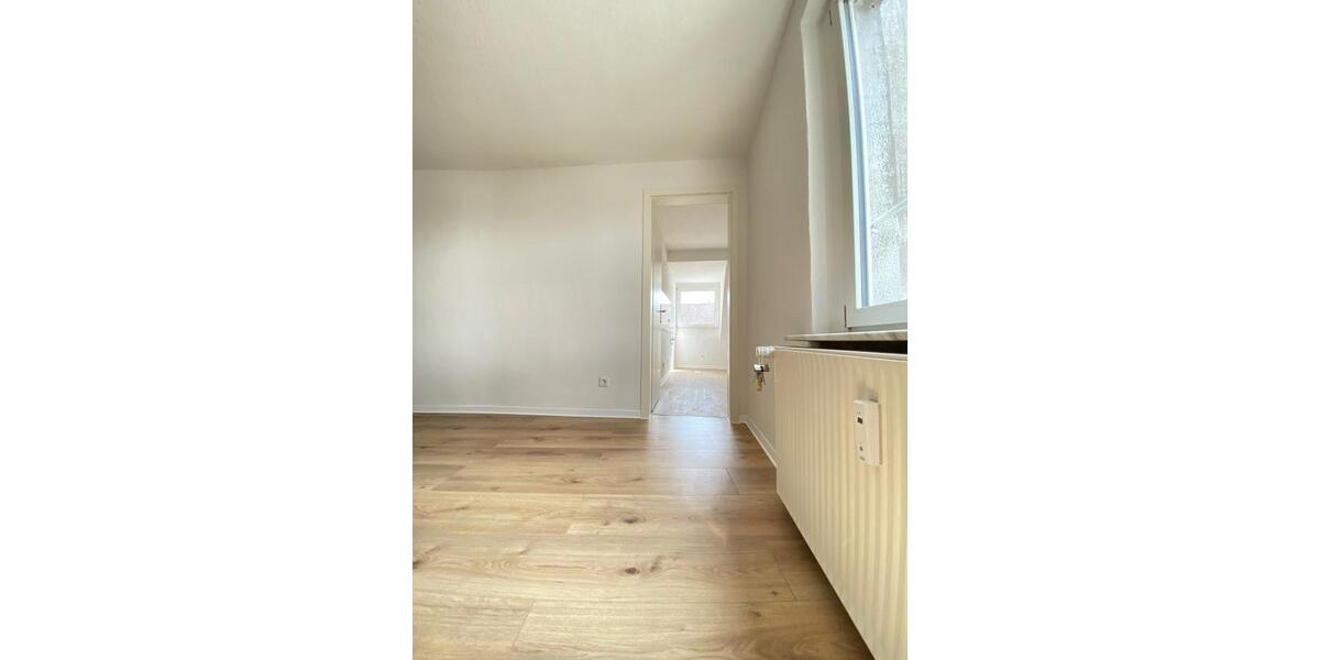 Etagenwohnung Gelsenkirchen - 2 Zimmer, 53 m&sup2;, 330&euro; | Angebot:25995649