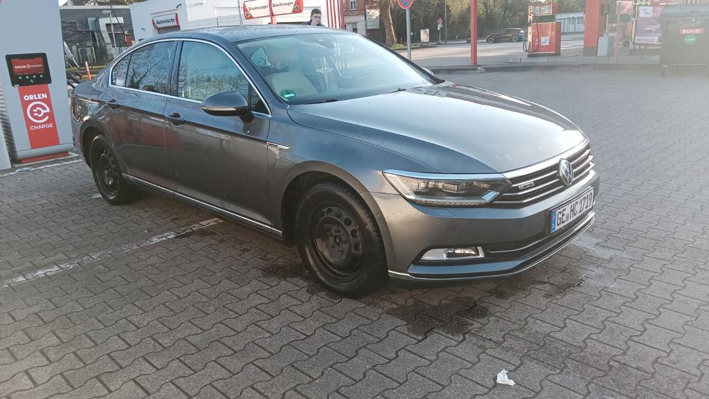 VW Passat 209.000 km 14.999 &euro; Gelsenkirchen 45889