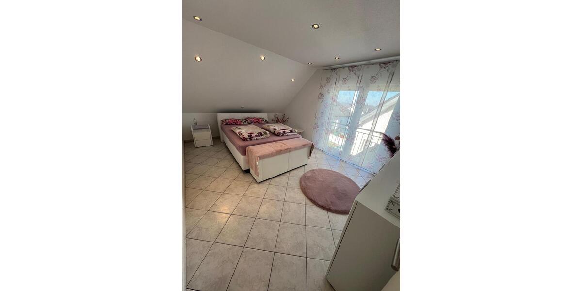 Doppelhaushälfte Wipperfürth - 7 Zimmer, 600.000&euro; | Angebot:23149281