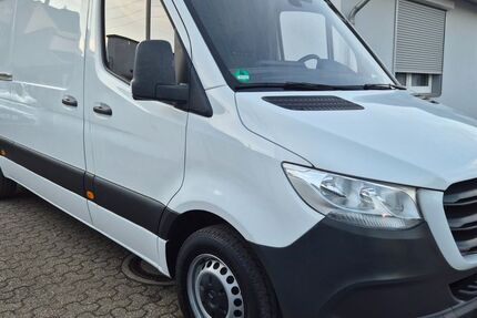 Mercedes-Benz Sprinter 85.000 km 24.500 &euro; Düsseldorf 40591