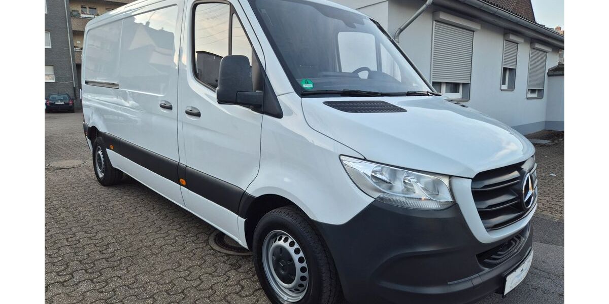 Mercedes-Benz Sprinter 85.000 km 24.500 &euro; Düsseldorf 40591